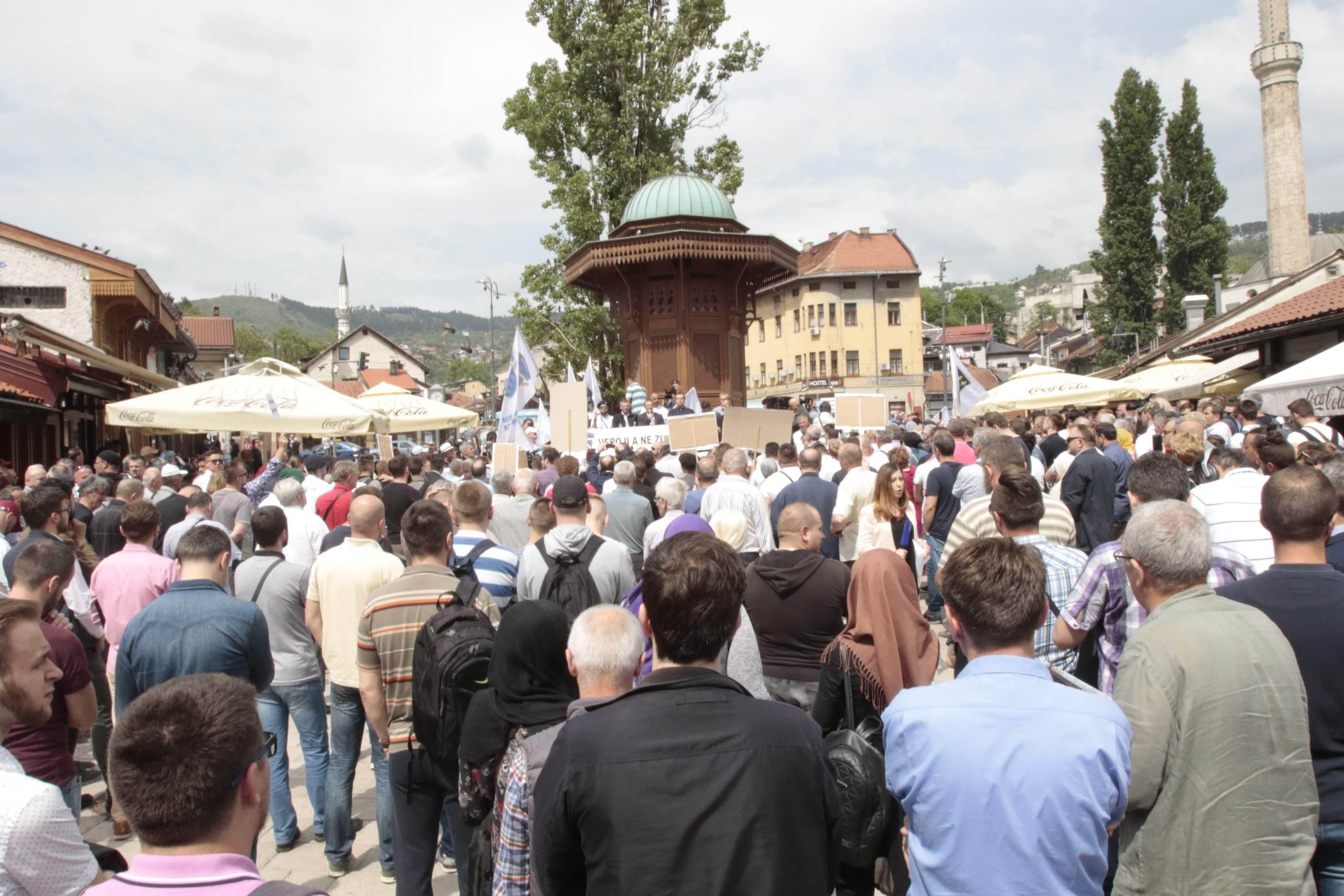 Skup podrške Dudakoviću: Atif nije zločinac već heroj 
