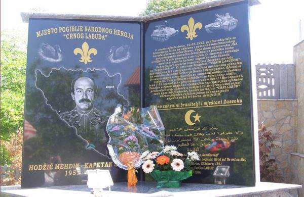 Crni labud | Navršilo se 26 godina od pogibije Mehdina-Senada Hodžića