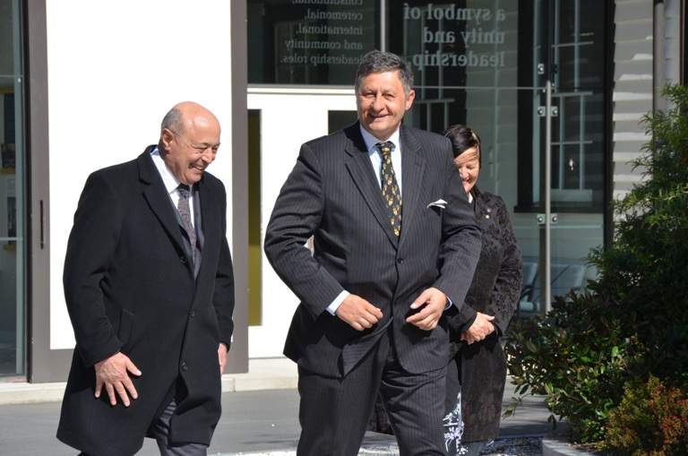 Ambasador Hajrić Ivaniću i Crnatku: Zašto smeta bosanski jezik?