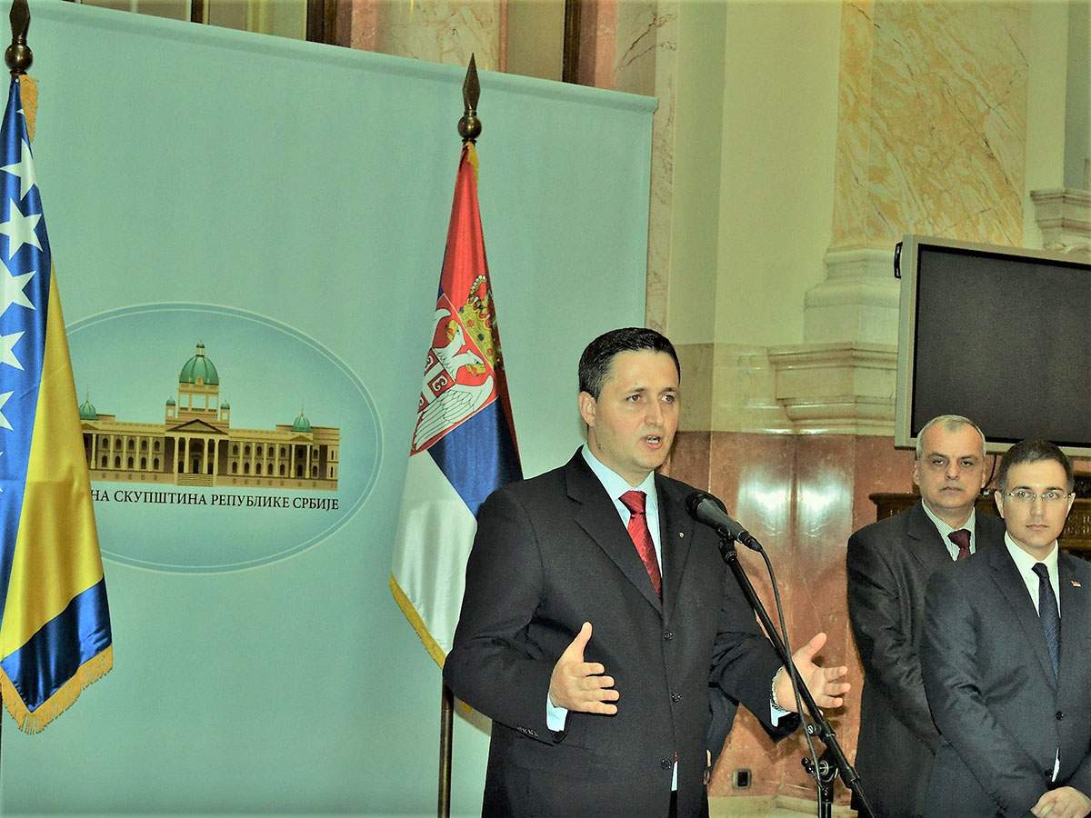 Bećirović Dačiću: Prijeti BiH pa ćeš ostati bez Vojvodine i Sandžaka!
