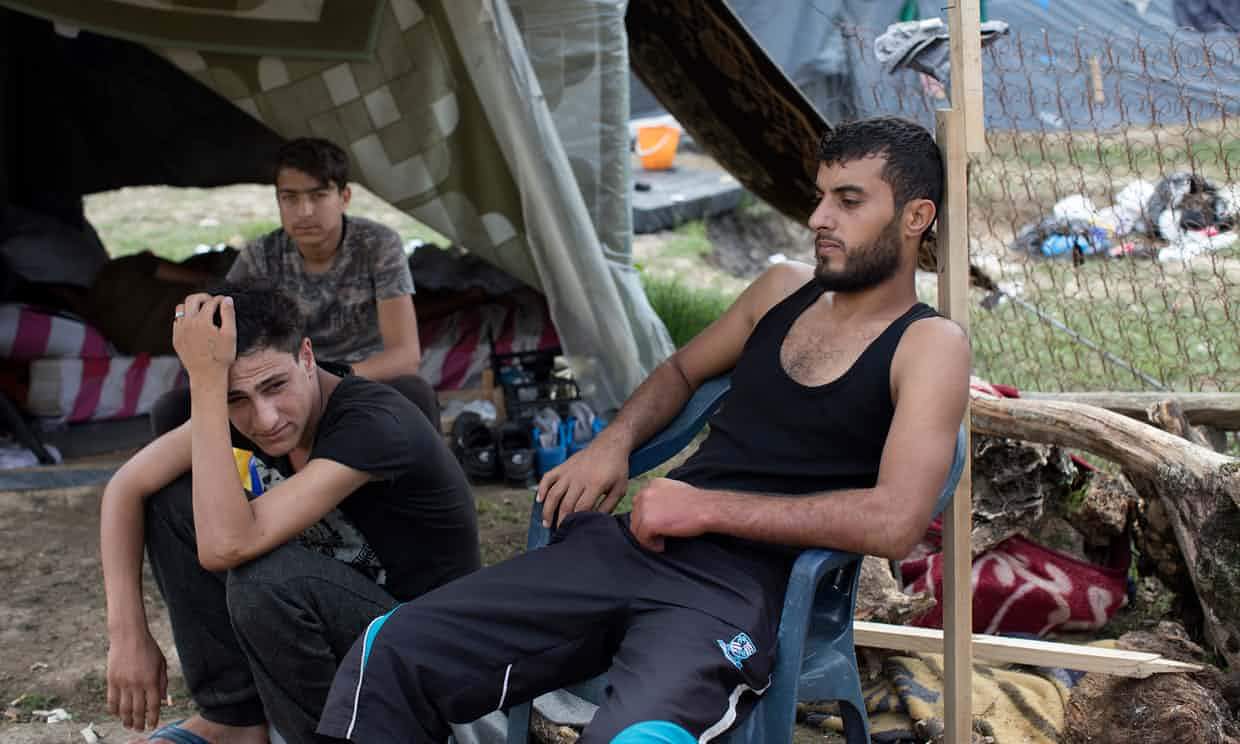 Hrvatska policija pljačka migrante koji dolaze iz BiH, premlaćuje ih i vraća preko granice