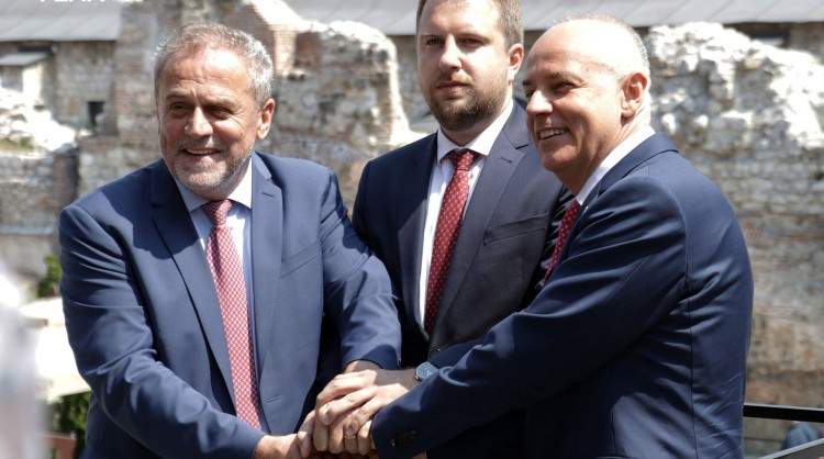 Gradonačelnici Sarajeva, Beograda i Zagreba dogovorili saradnju