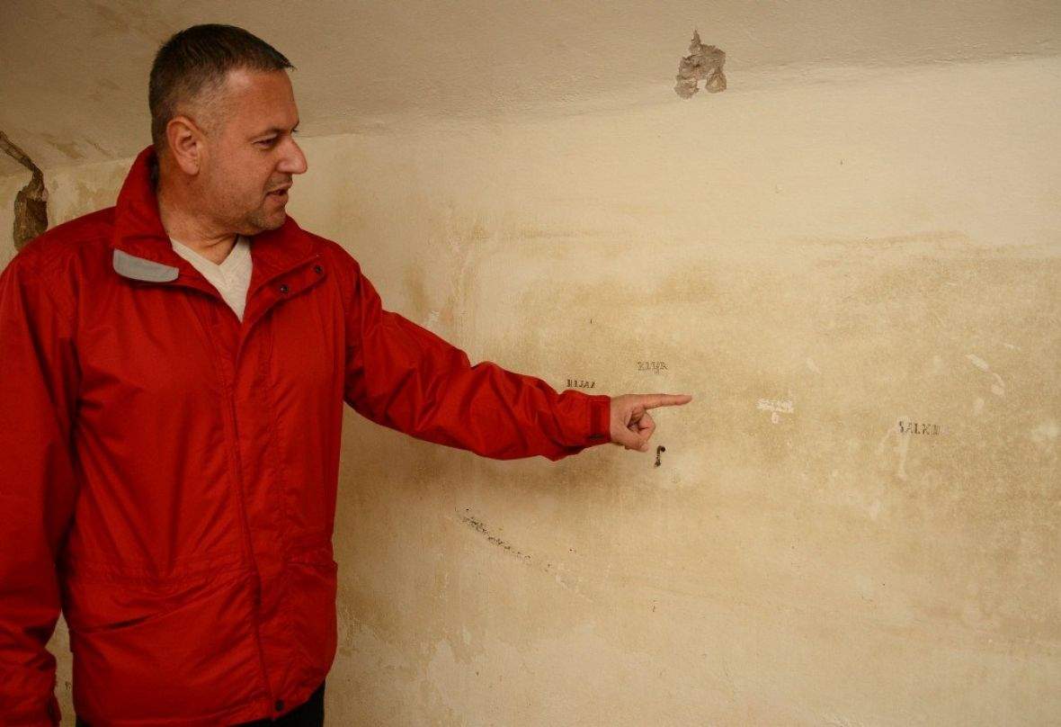 amer_djulic_aa09.jpg - Promocija knjige maloljetnog logoraša tzv. Herceg-Bosne u Gornjem Vakufu
