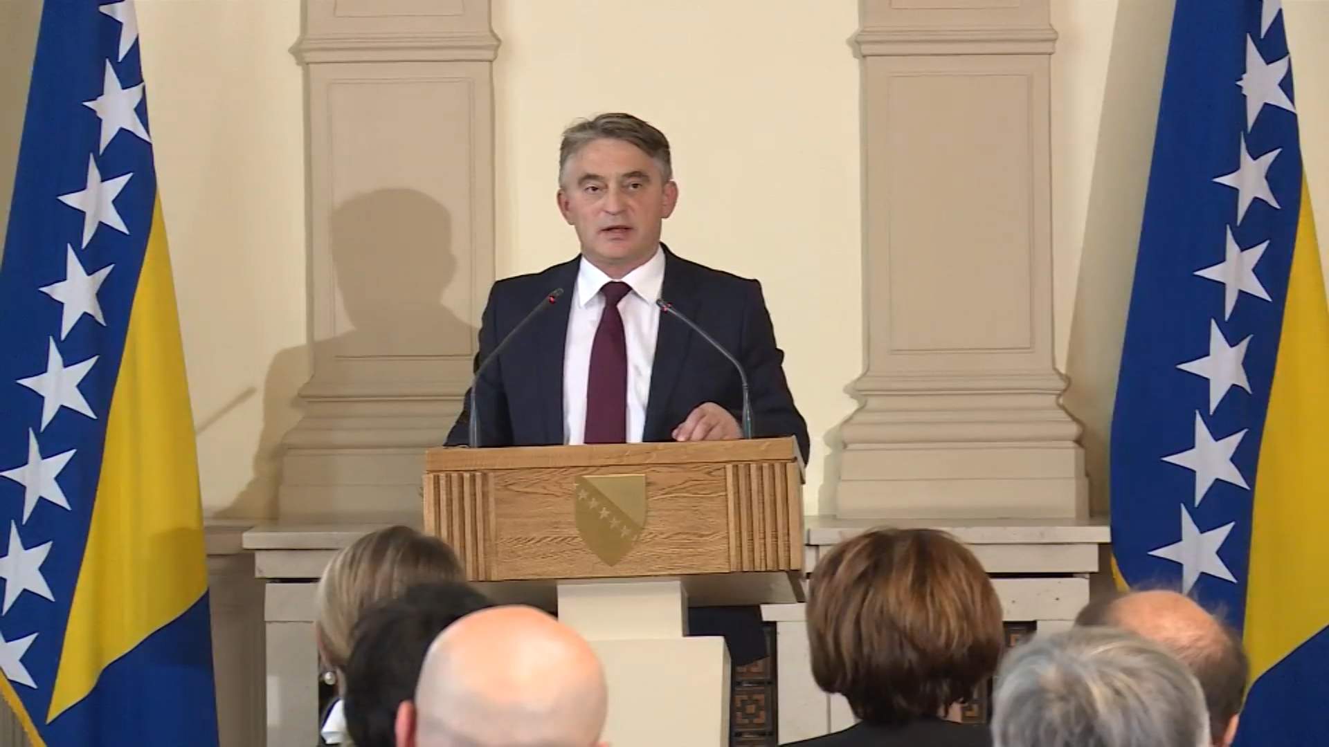 Komšić žestoko uzvratio Zagrebu: Agresivni su i bahati, žele od BiH napraviti koloniju!