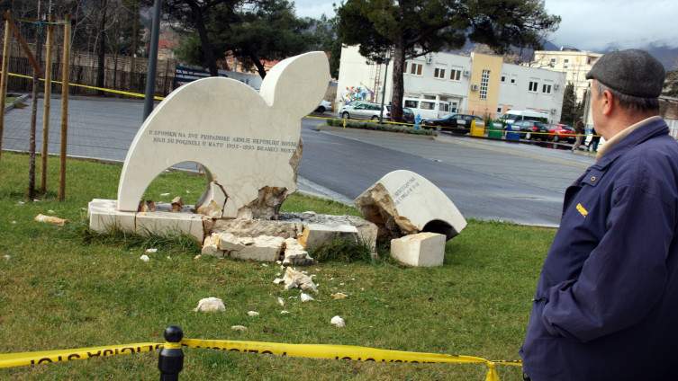 Šest godina od miniranja "ljiljana" u Mostaru 