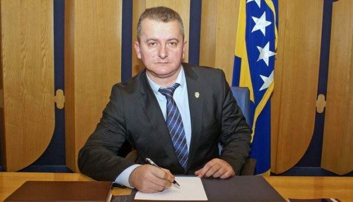 Karamatić kao Karadžić